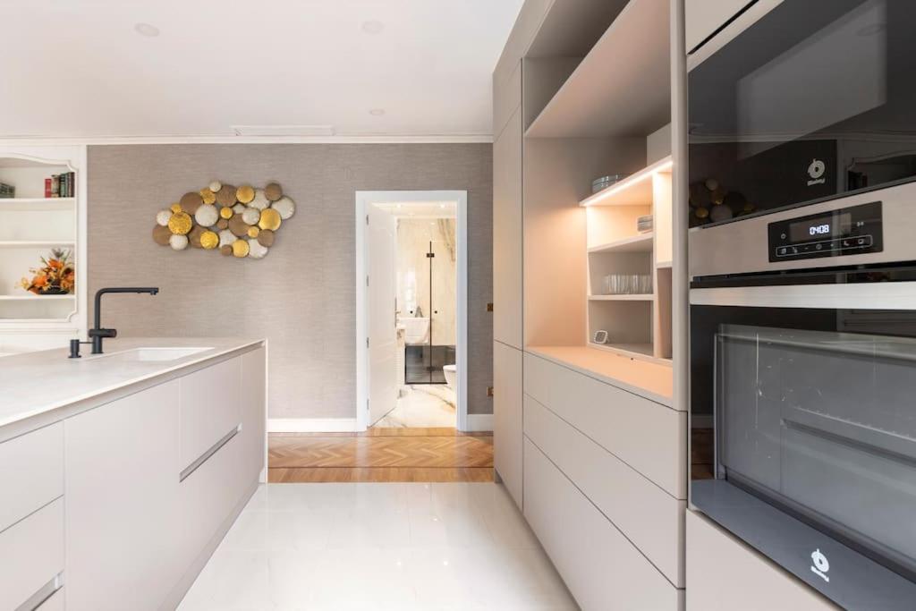 Festival Apartment *