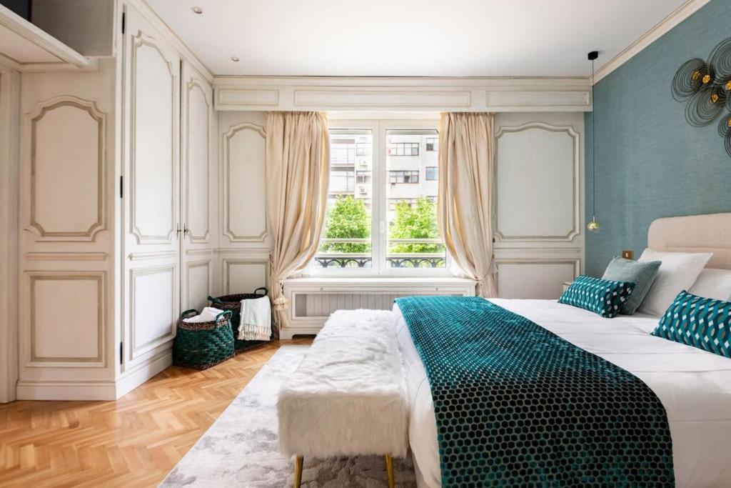 Festival Apartment